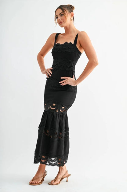Raven Lace Tiered Midi Dress - Black